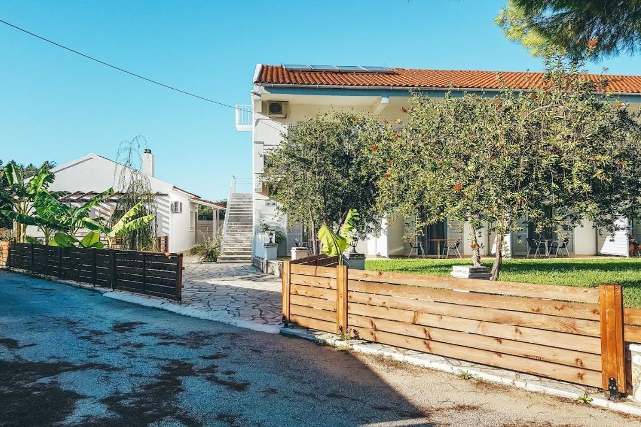 Three Seasons Apartment Kavos Exterior photo