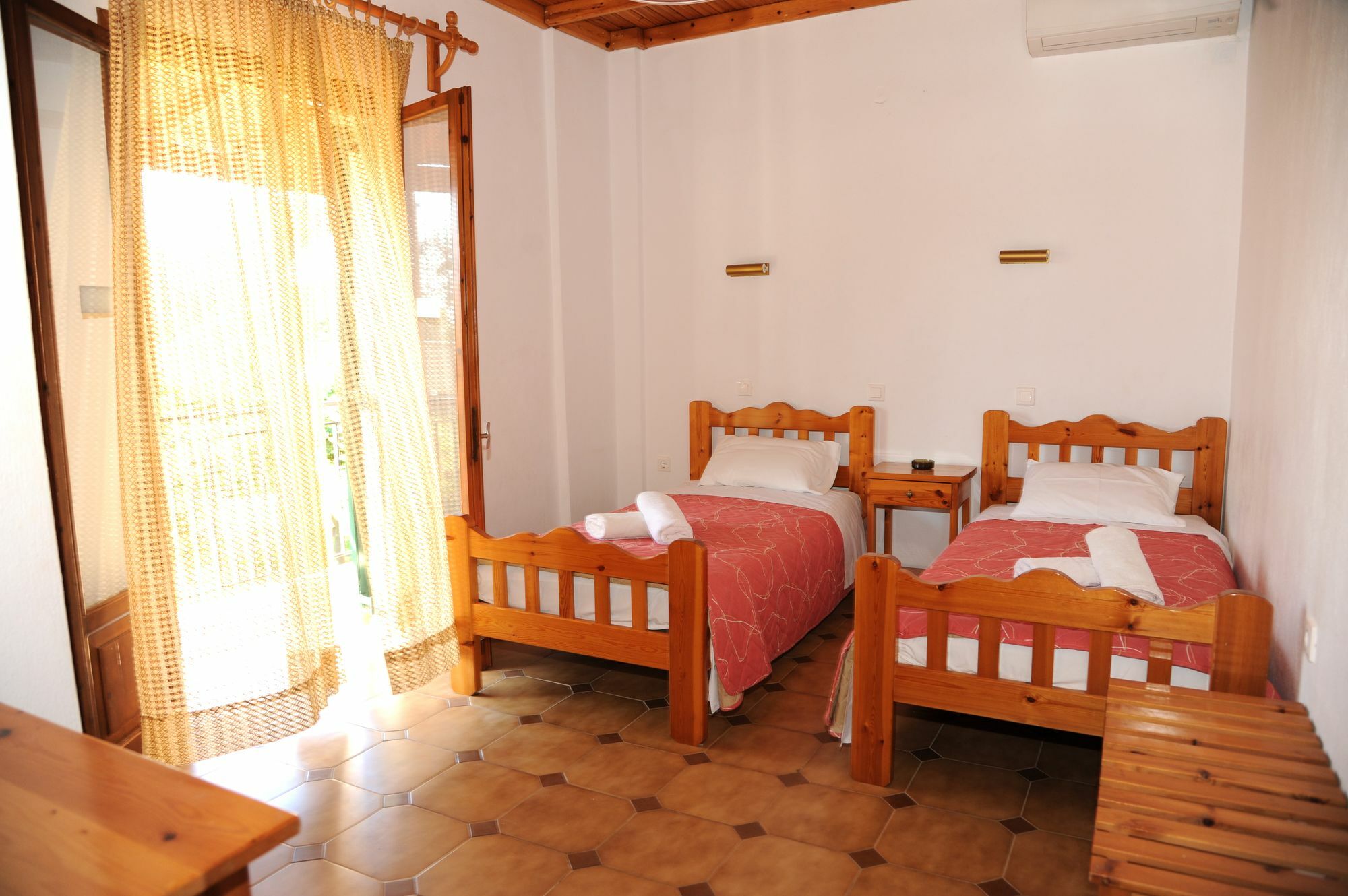 Three Seasons Apartment Kavos Exterior photo