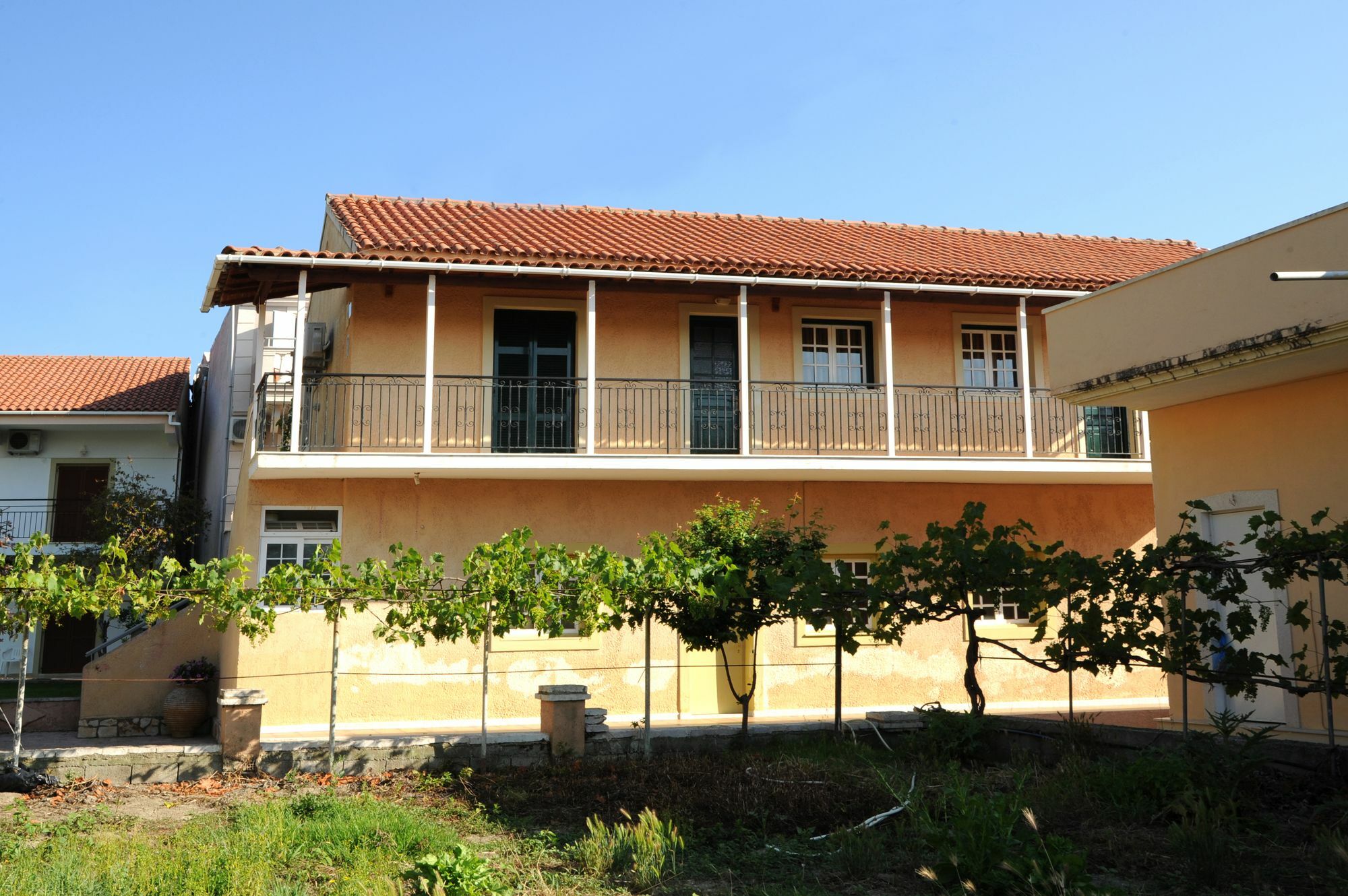 Three Seasons Apartment Kavos Exterior photo